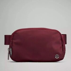Lululemon Belt Bag - Merlot